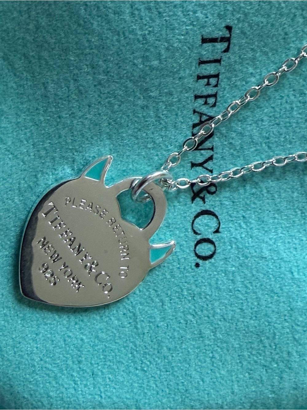 Tiffany & Co. Heart Tag Pendant Necklace in Turquoise and Silver - Picture 5 of 11